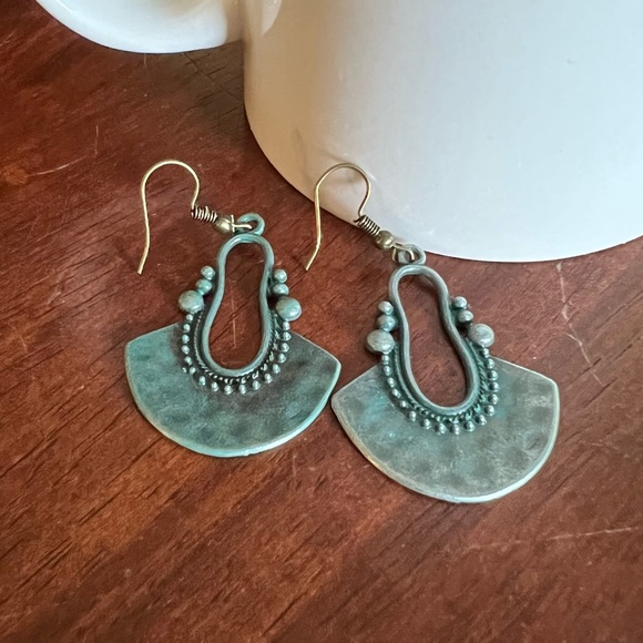 NWT Boho Style Teal Dangle Earrings - Picture 3 of 3